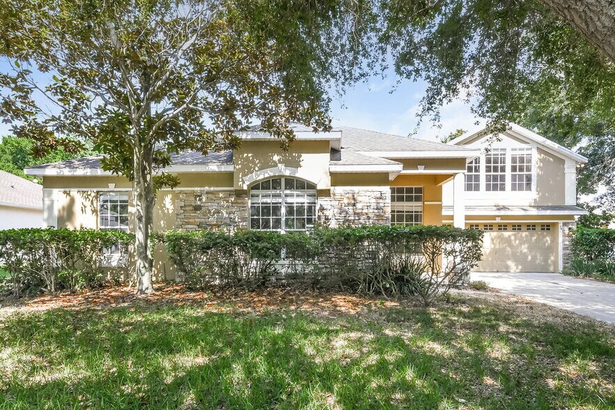 Primary Photo - 726 Regina Cir