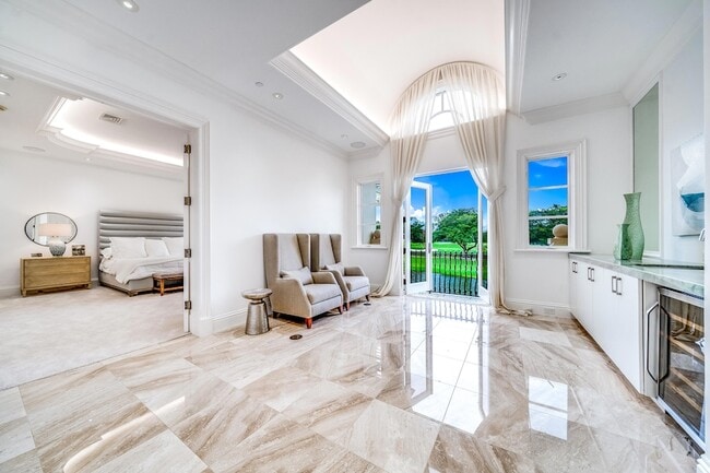 Building Photo - 361 Mizner Lake Estates Dr