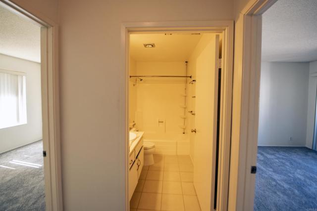 Building Photo - 8442 Via Sonoma