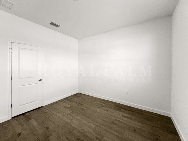 Building Photo - 10706 Clementine Pl