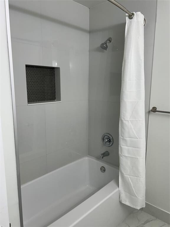 Building Photo - 4211 NW 44th Terrace