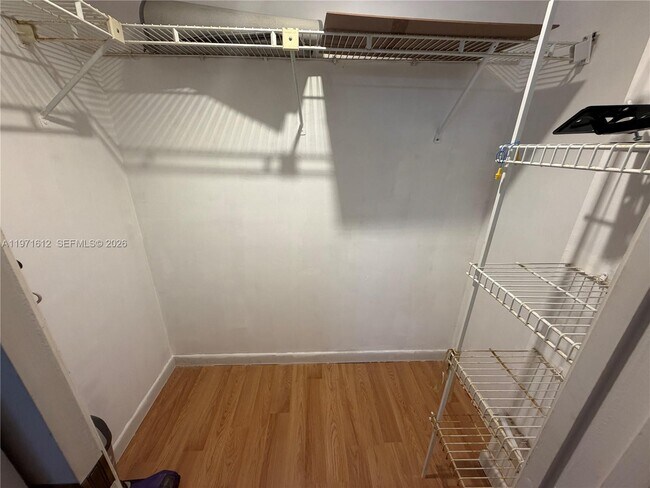 Building Photo - 896 N Federal Hwy