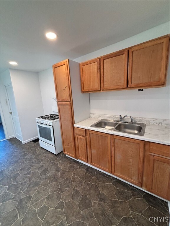 Building Photo - 354 Arlington St