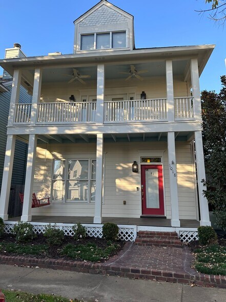 Building Photo - 1018 Harbor Bend Cir