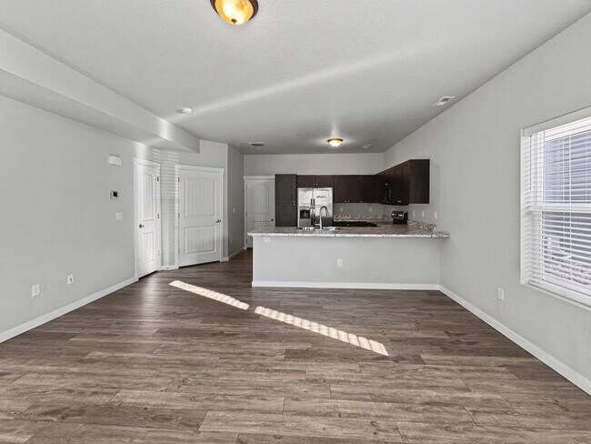 Building Photo - 4668 Ports Down Ln