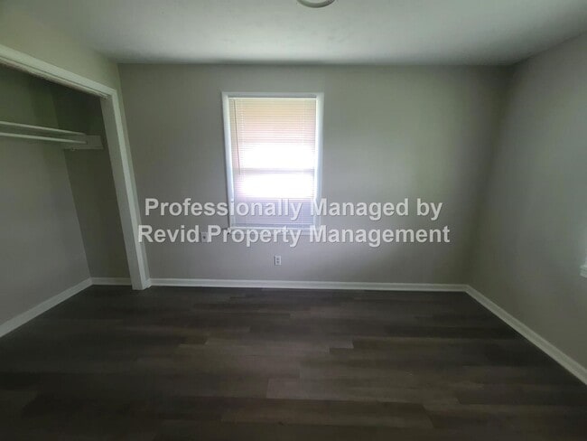 Building Photo - Beautiful 3 Bedroom Home!