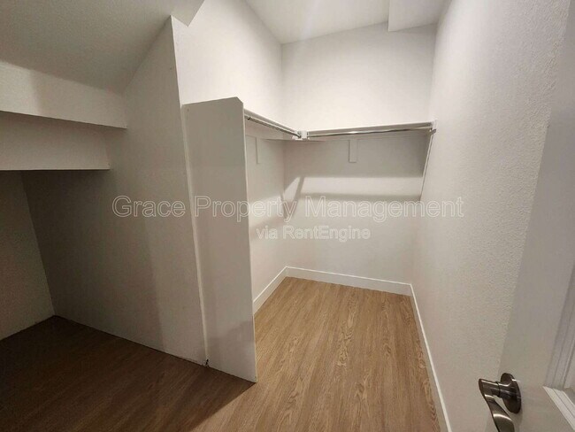 Building Photo - 12930 Galapago St