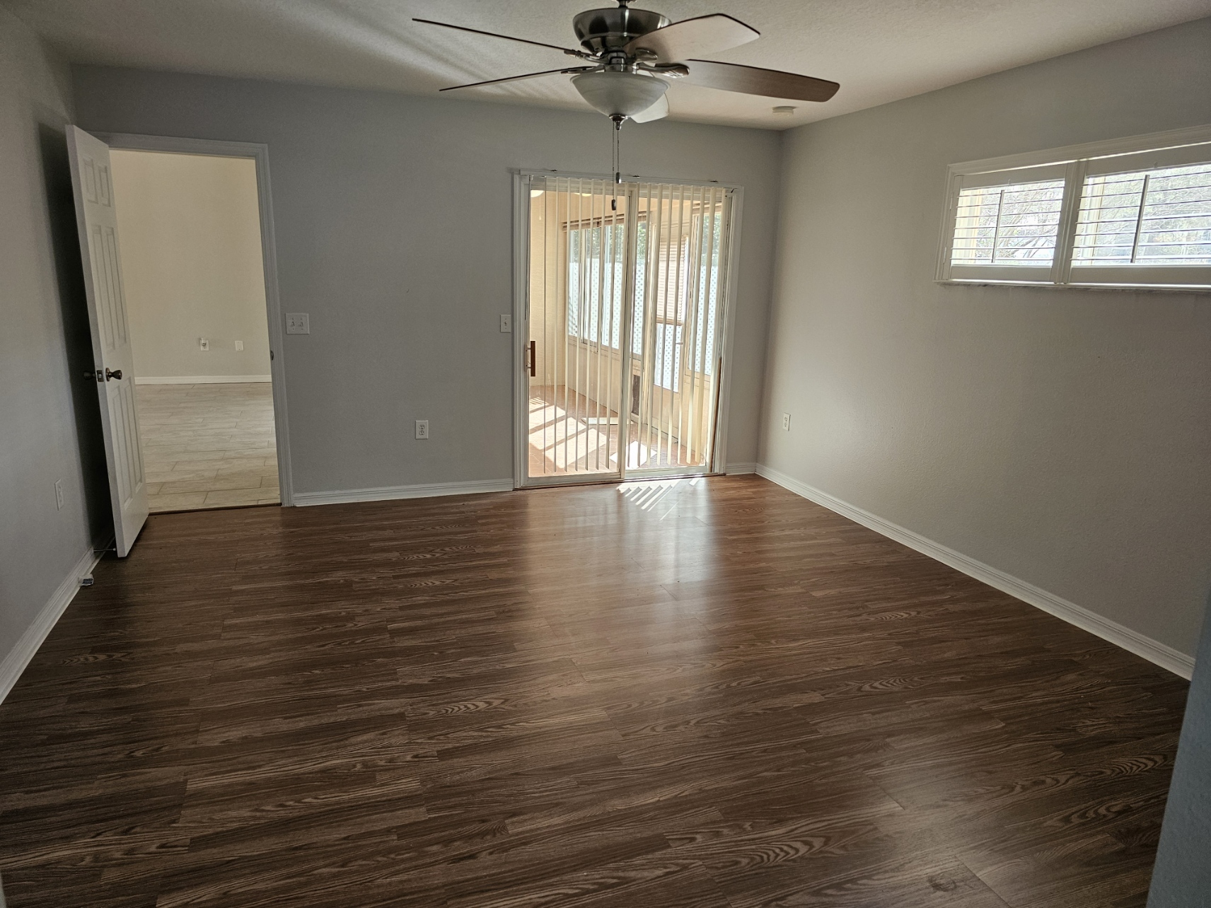 Master Bedroom - 1125 N Carpenter Ave