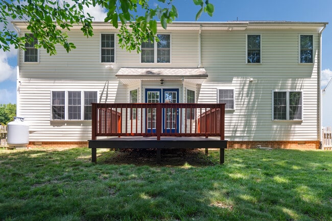 Building Photo - 3924 Liberty Point Dr