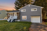 Building Photo - 8414 Dawn Dr