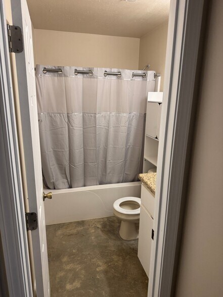 Building Photo - 4506 Maddox Rd