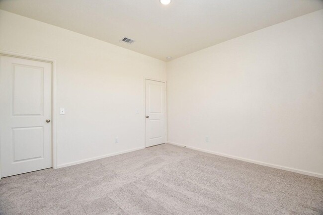 Building Photo - 5906 Bright Keel Dr