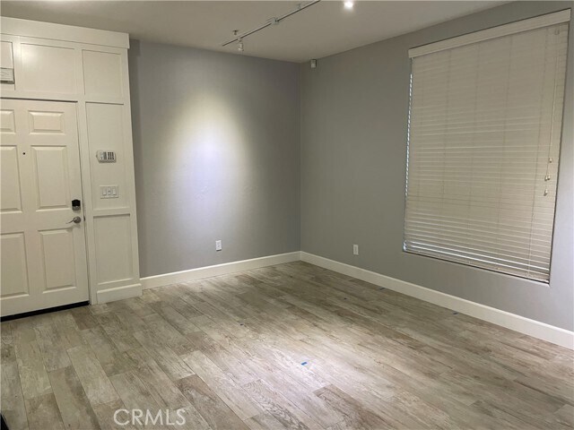 Building Photo - 13044 Pacific Promenade