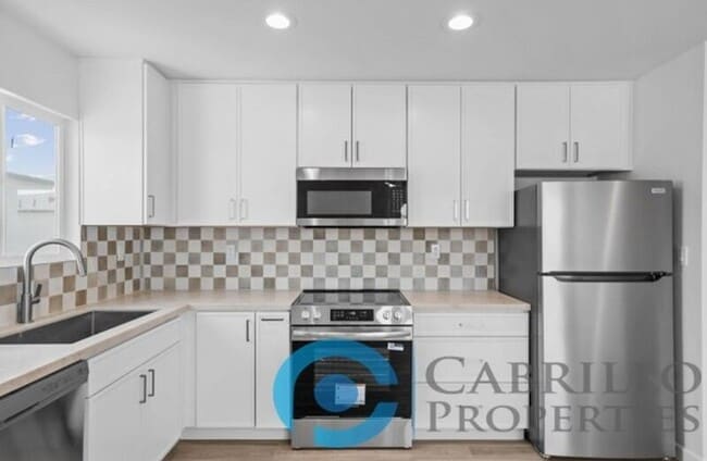 Building Photo - 3078 46th St