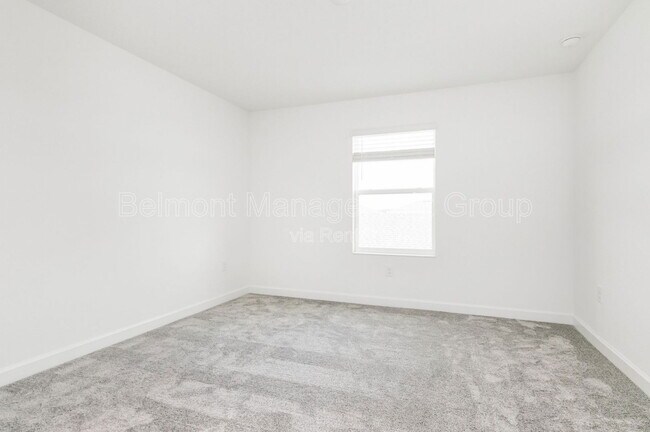 Building Photo - 5649 Quiet Palm Lp