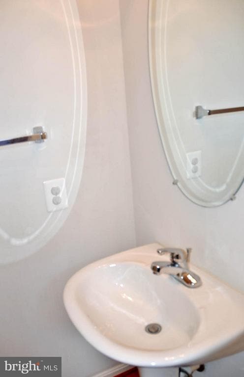 Building Photo - 18722 Broken Oak Rd