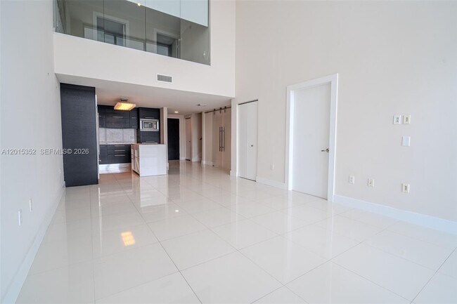 Building Photo - 900 Biscayne Blvd
