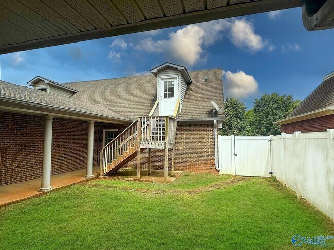Building Photo - 12082 Southern Charm Blvd