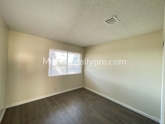 Building Photo - 444 Corcoran Ave