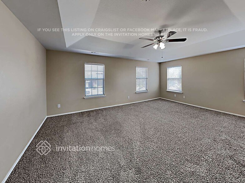 Building Photo - 5108 Raymond Dr