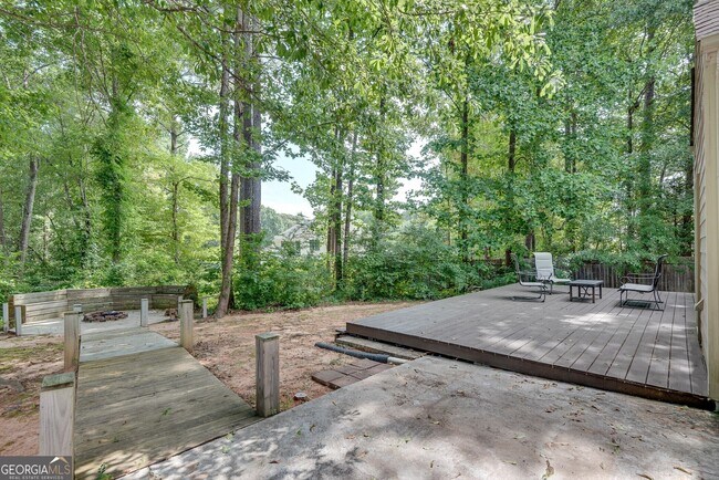 Building Photo - 6515 Fairgreen Dr