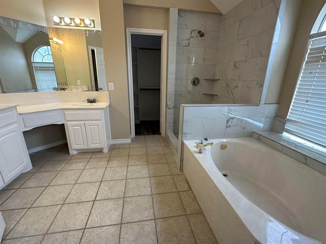 Building Photo - 2513 Plentywood Dr