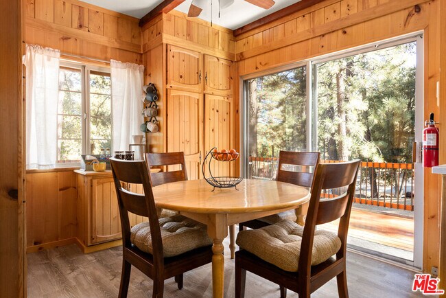 Building Photo - 959 Quail Rd