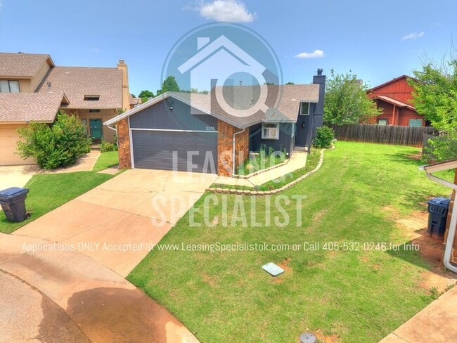 Building Photo - 2 Bed 2 Bath Garden Home in SW OKC's The R...