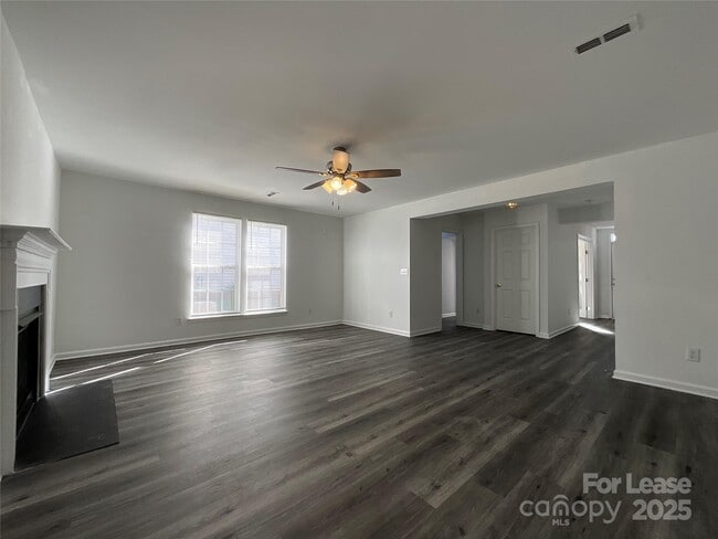 Building Photo - 15709 Castle Watch Ave