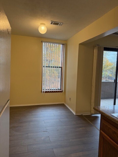 Building Photo - 34 Shrewsbury Green Dr