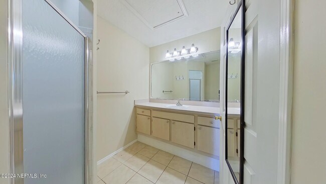 Building Photo - 1701 The Greens Way