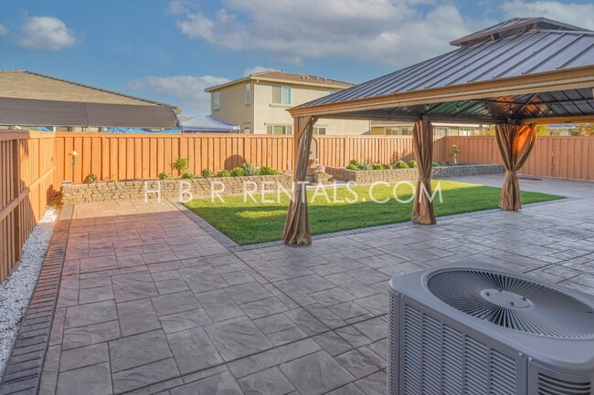 Building Photo - 1038 Osprey Dr