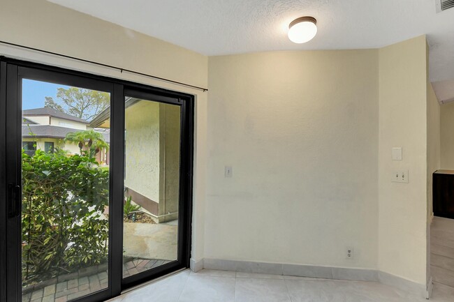 Building Photo - 20771 Boca Ridge Dr N