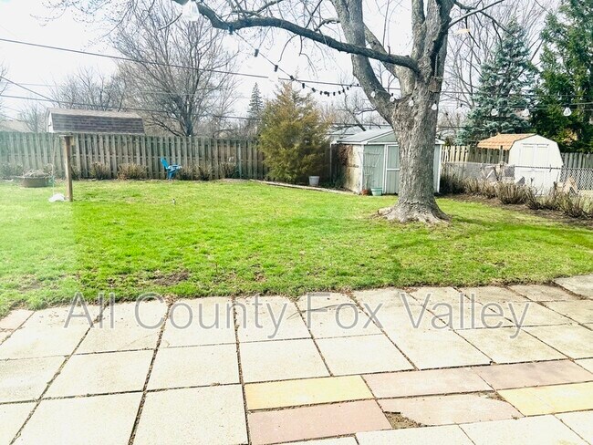 Building Photo - 1670 Chippendale Rd