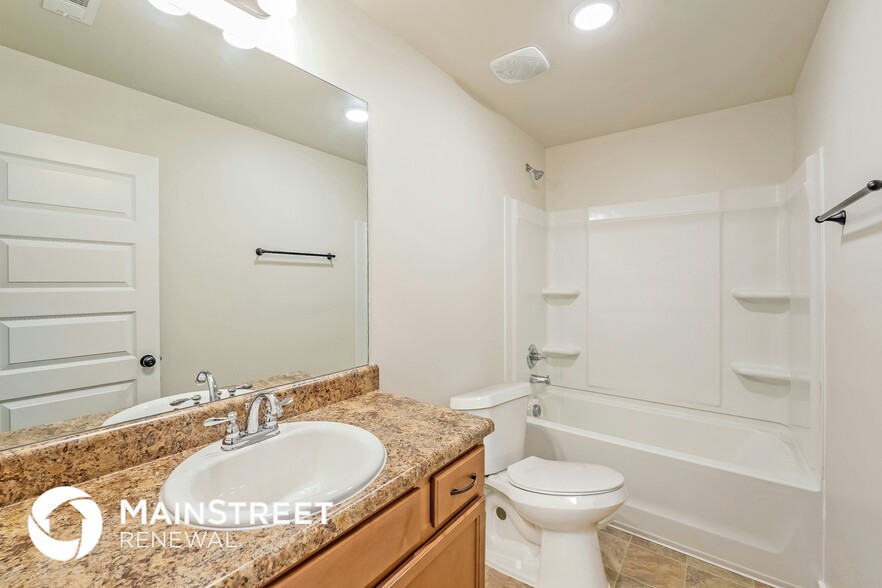 Building Photo - 70 Deer Creek Dr