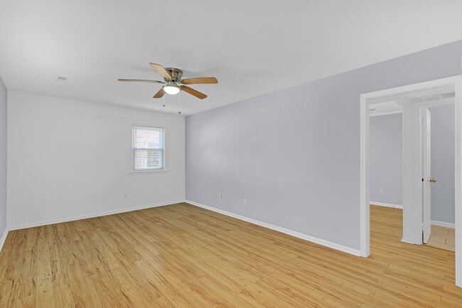 Building Photo - Call Sabrina Thomas Office at 757-767-0767...