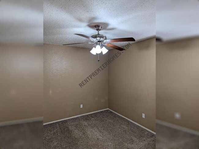 Building Photo - 1563 Pamela Ln