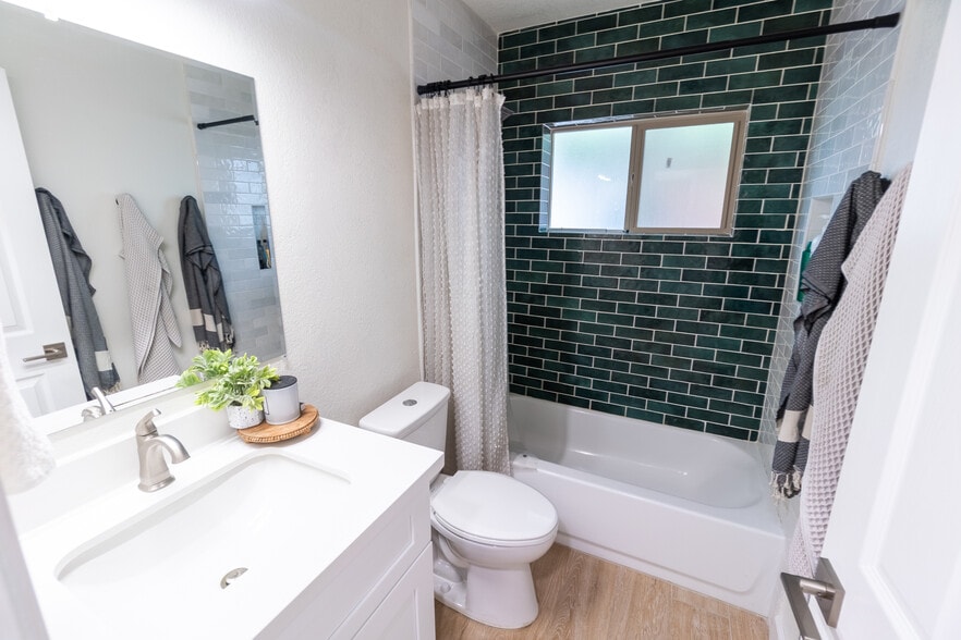 Building Photo - 7244 E Coronado Rd