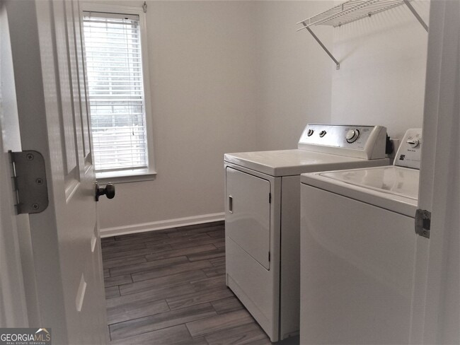 Building Photo - 500 Alstonefield Dr