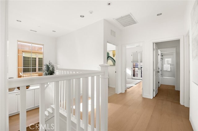 Building Photo - 75 Lupari