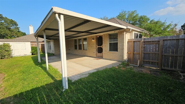 Building Photo - 2314 Hannover Way