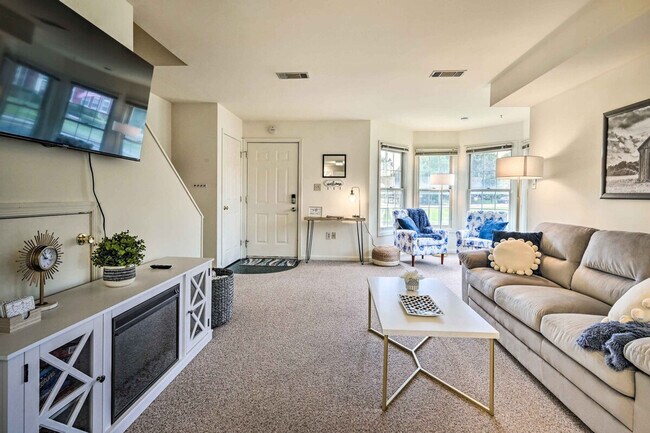 Building Photo - 9 Buford Ave