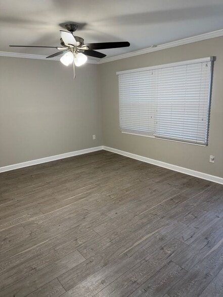 Building Photo - 1703 Greentree Ct
