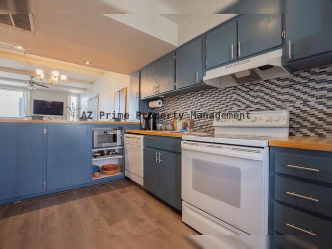 Building Photo - 3314 N 68th St