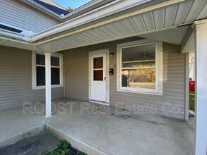 Building Photo - 1-198 1/2 E High St