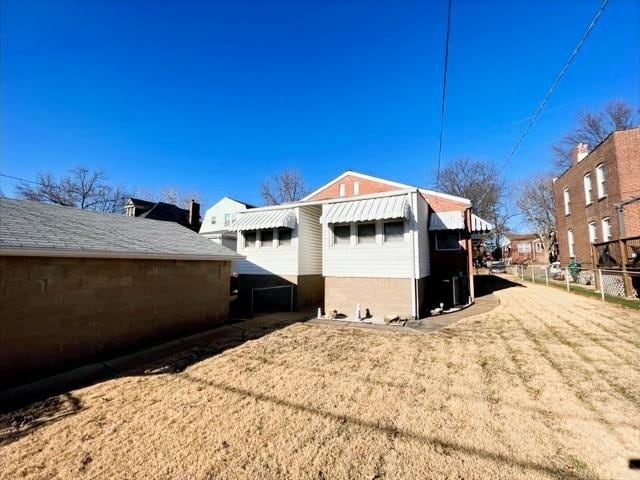 Building Photo - 6152 Victoria Ave