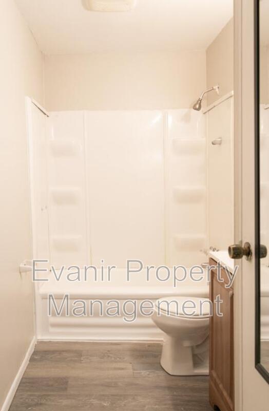 Building Photo - 2908 Ghent Ave