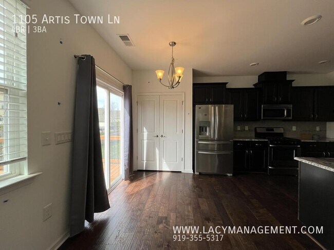 Building Photo - 1105 Artis Town Ln