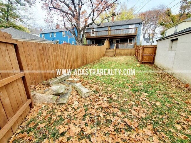 Building Photo - Beautiful Brookside Duplex-Available NOW!!