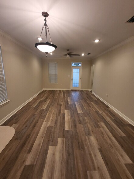 Building Photo - 101 Trista Terrace Ct